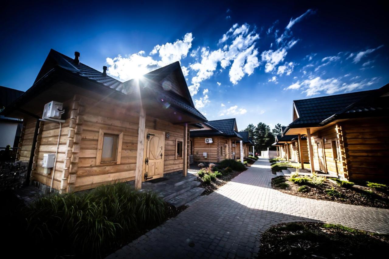Hotel Bacowka Radawa & Spa Extérieur photo